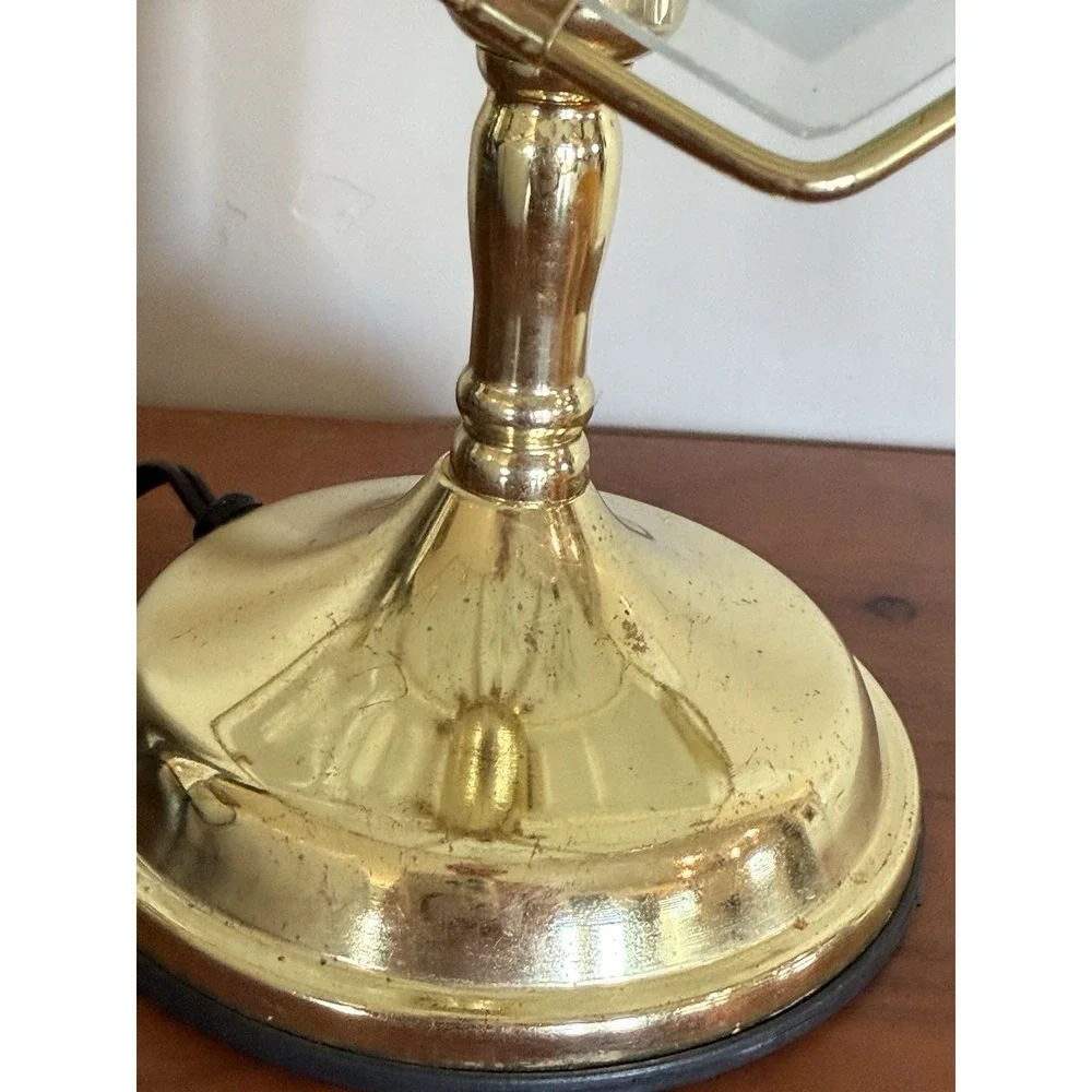 The Unbranded Brand vintage table